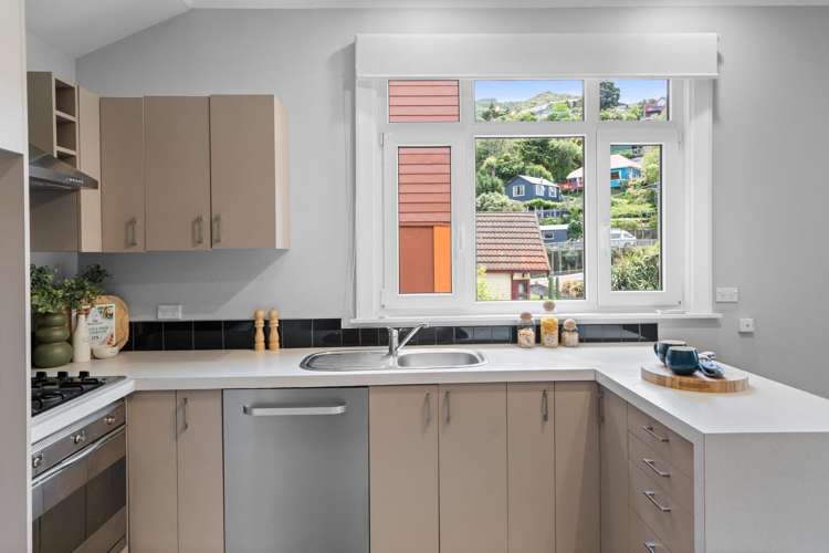 11 Hawkhurst Road Lyttelton_5