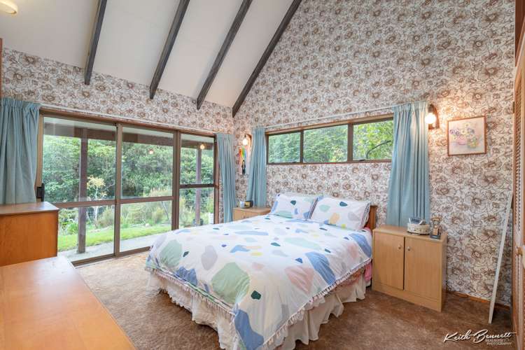 695 Whitemans Valley Road Whitemans Valley_9