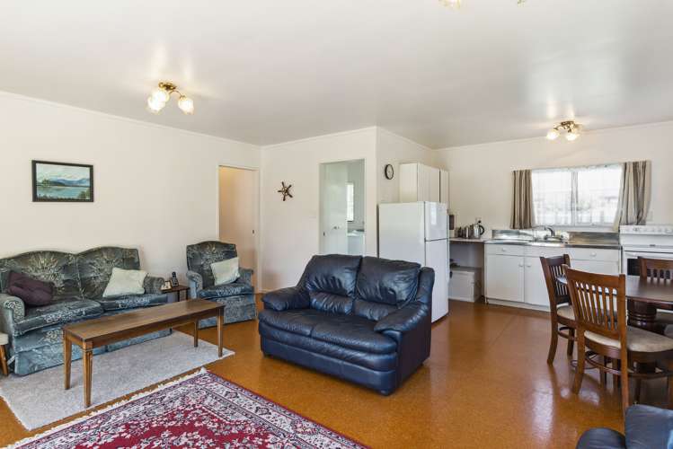 12 Hydrabad Drive Waitarere Beach_6