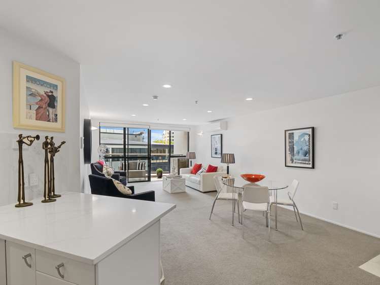 4i/175 Hurstmere Road Takapuna_1