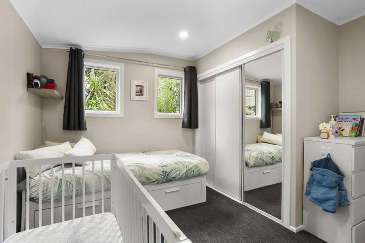 83 Mcleod Road Te Atatu South_13