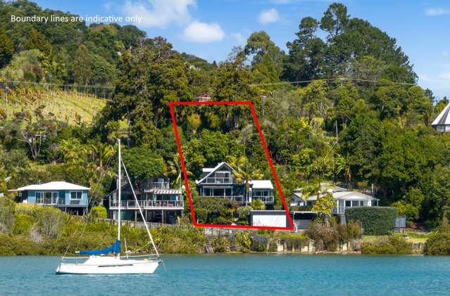 1184 Sandspit Road Sandspit_1
