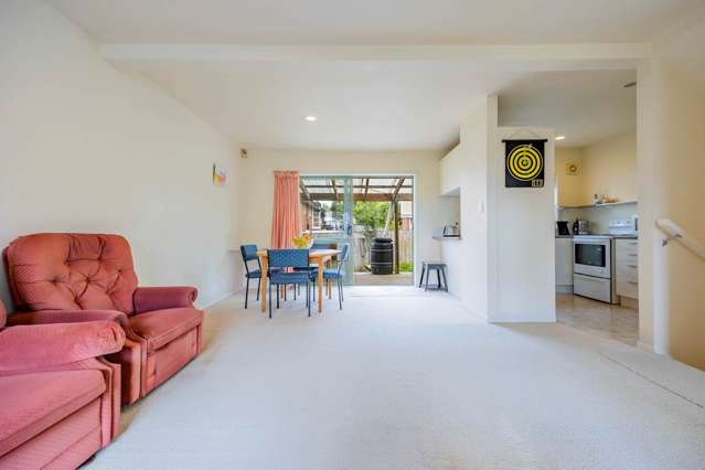4/5 Kilham Avenue Northcote_4