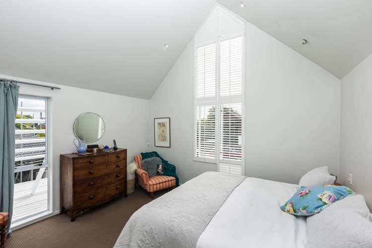 74 Office Road Merivale_25