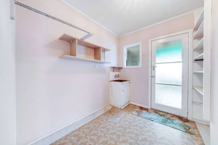 24 Russell Avenue Pukekohe_12