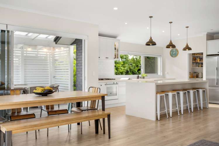 70 Liberty Crescent Beachlands_26