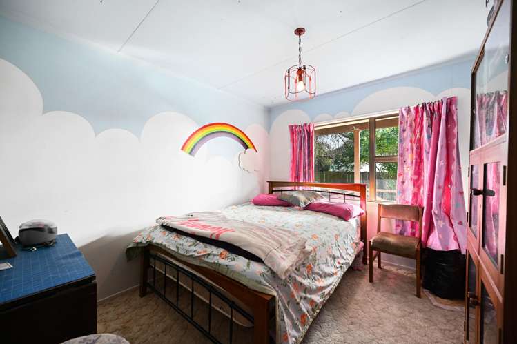 8 Elmwood Crescent Pukete_10