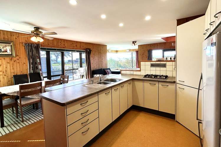 1251 East Coast Road_5