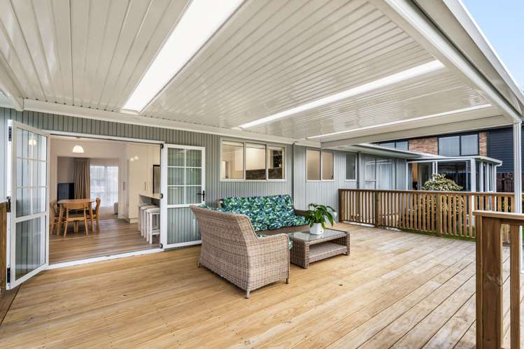 10 Fratley Avenue Farm Cove_7