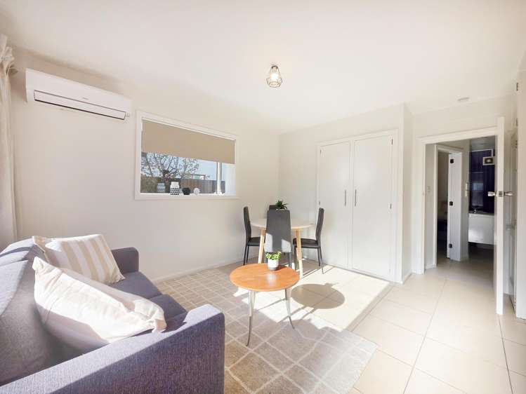 13/862 Colombo Street Cashmere_1