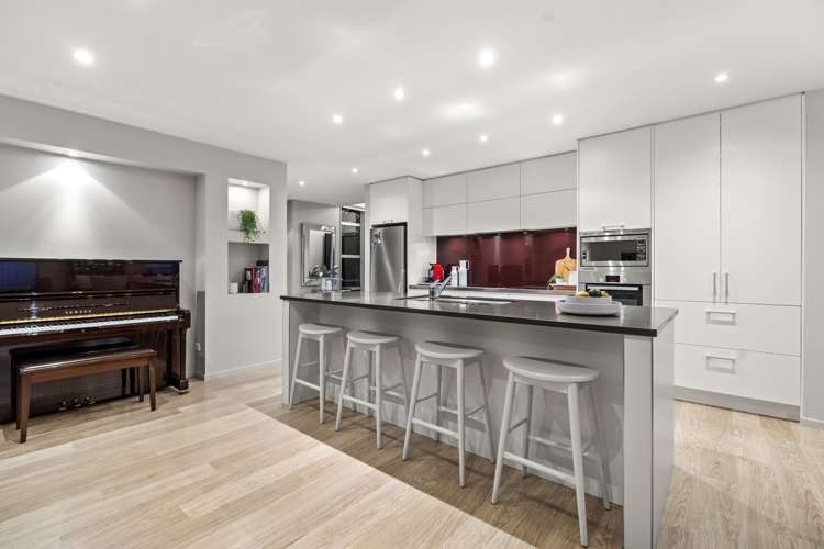 2a Rushden Terrace Red Beach_25