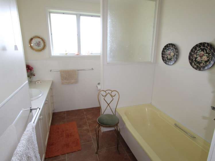 15 Edward Street Pahiatua_8