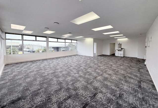 2/4 Civil Place Albany_3