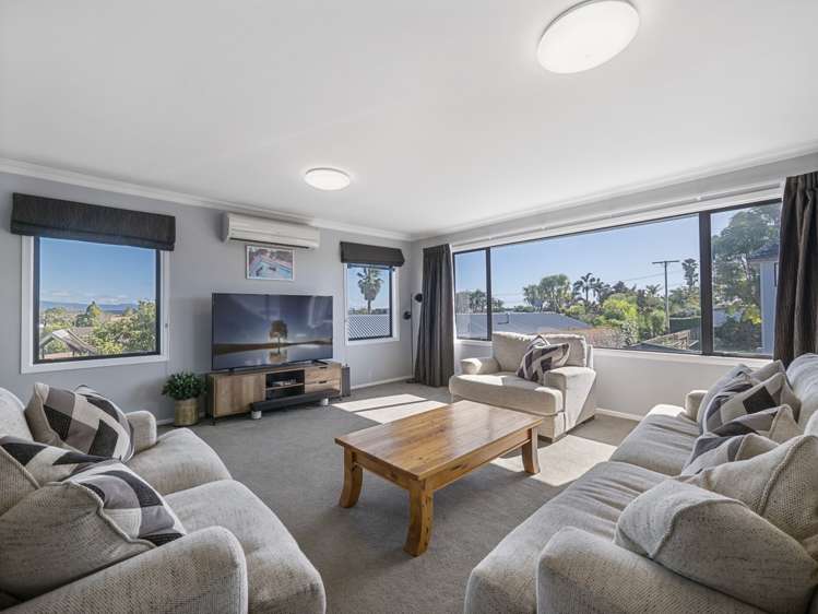 56 Matua Road Matua_2