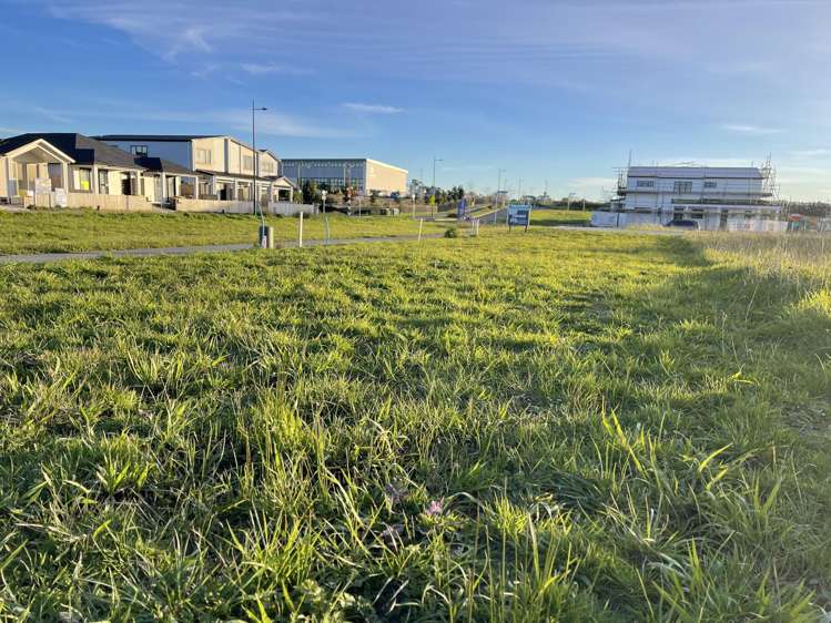 39, 41, 43 Auranga Drive_2