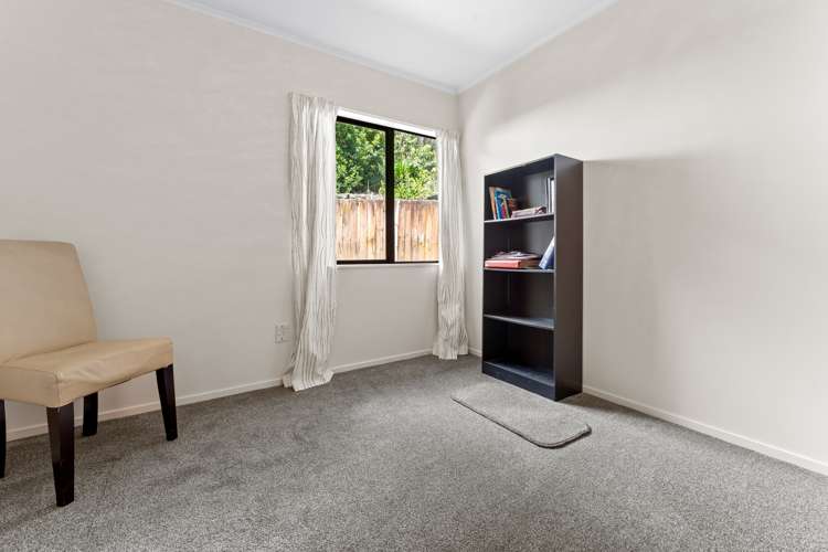 2/74 Cockayne Crescent Sunnynook_11