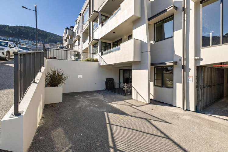 Unit 204 The Glebe, 1 Beetham Street Queenstown_15