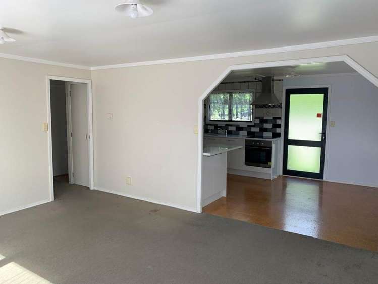 24A Netherlands Avenue Kelston_7