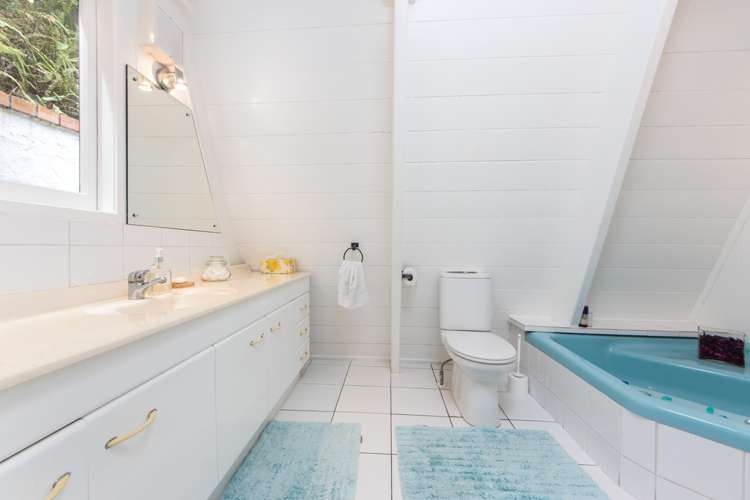 75 Park Hill Road Birkenhead_11