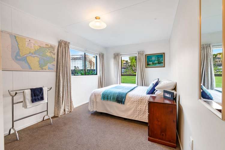 94 Torkar Road Clarks Beach_18