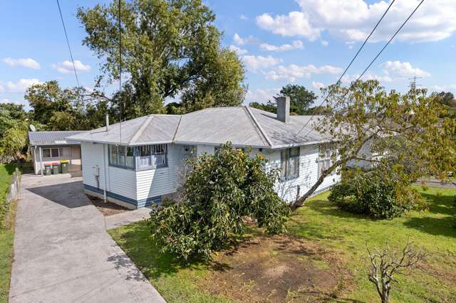 DO-UP DELIGHT, DOUBLE GARAGE + OPPORTUNITY