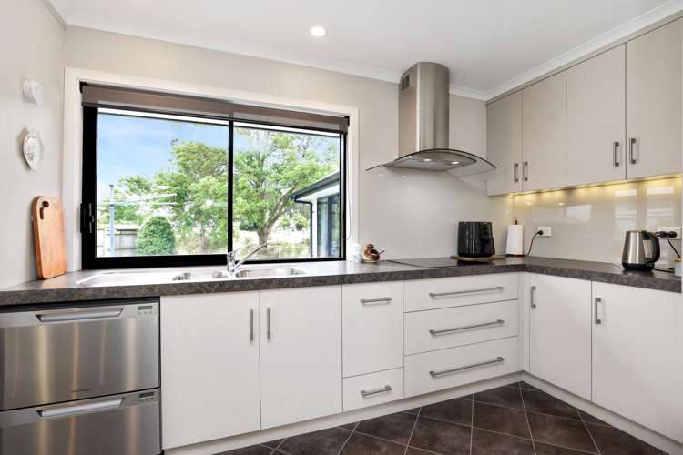 2 Alton Place Allenton_7