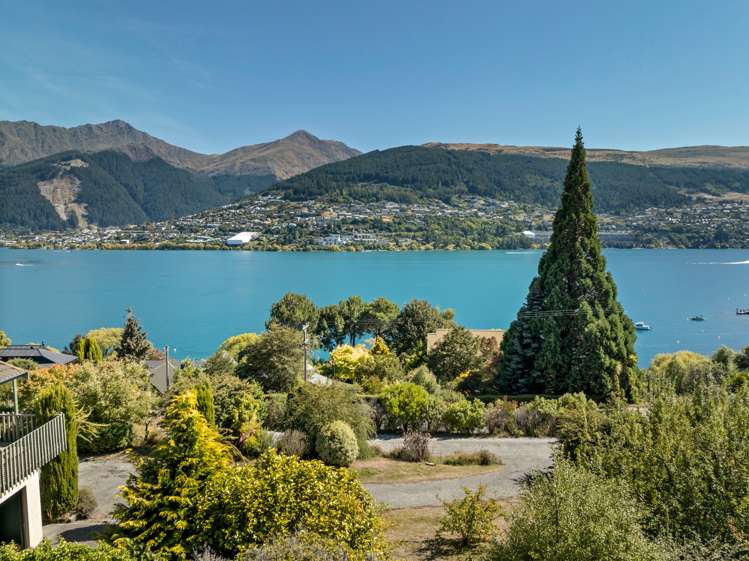 582 Peninsula Road Kelvin Heights_17