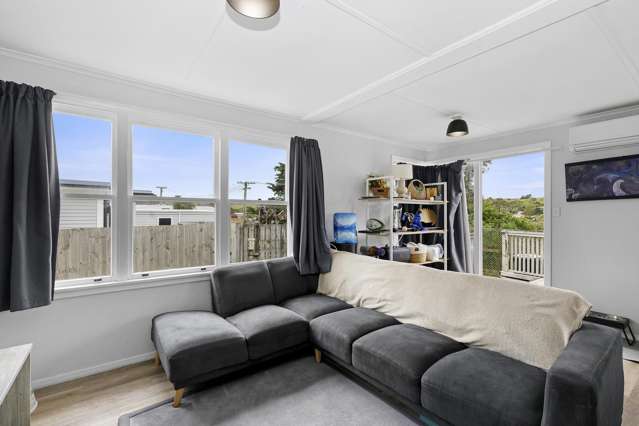 9 Morere Street Titahi Bay_4