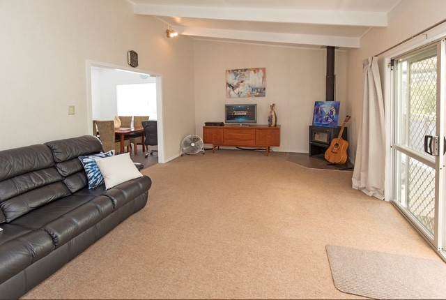 21B Brian Crescent Stanmore Bay_4