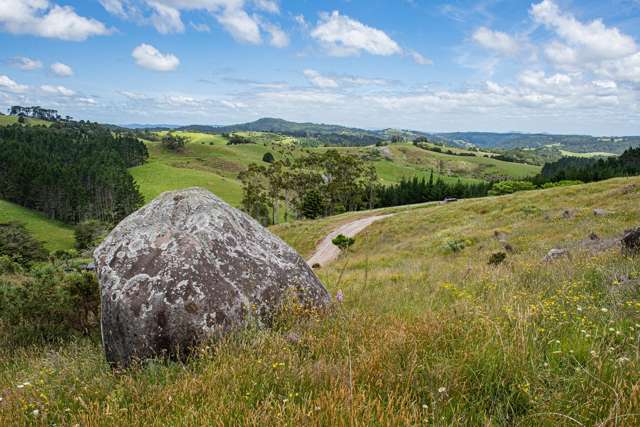 1403 Russell Road Helena Bay_2