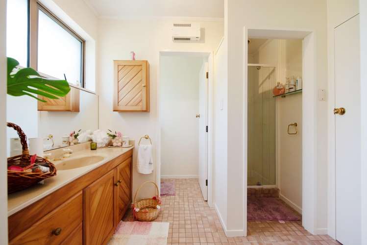 35 Halswater Drive Churton Park_13