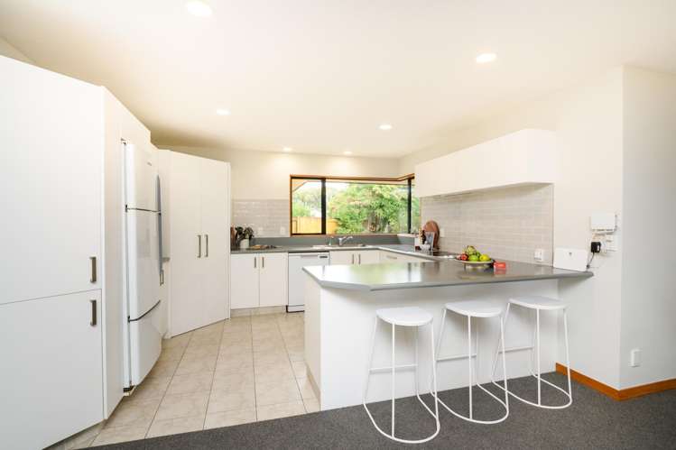 16 Rothesay Place Highbury_6