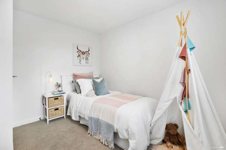 1b/27 Morning Star Place Mount Albert_12