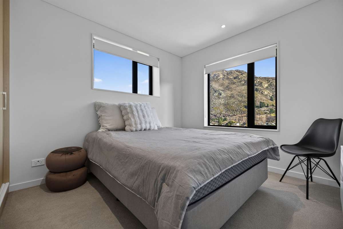 612/10 Copper Beech Avenue_2