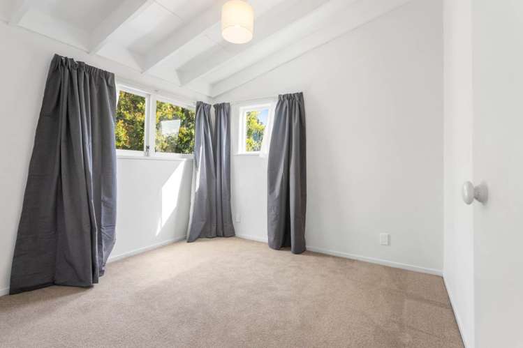 1/32a Clayburn Road Glen Eden_6