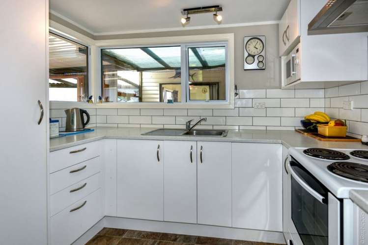 73 Pacific Drive Southbridge_14