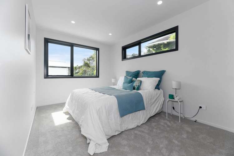 2/43 Savoy Road Glen Eden_17