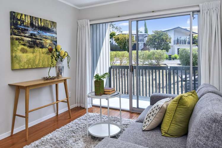 41 Glenfern Road Mellons Bay_16