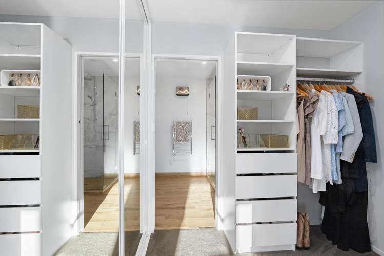 5808 West Coast Road Springfield_17