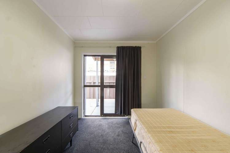 3/125A Knighton Road Hillcrest_11