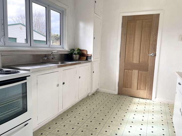 5 Lower Beaven Street Marton_4