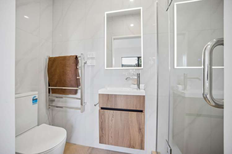 93 Joshua Carder Drive Hobsonville_10