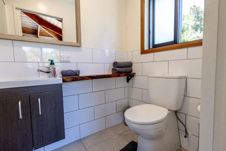 116 Cron Street Franz Josef_18