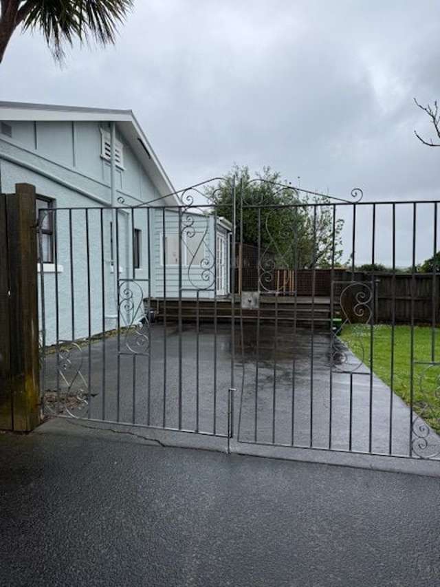 66 Old Mill Road Grey Lynn_1