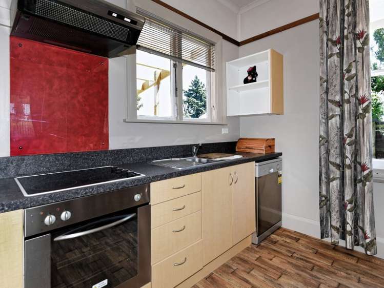 47 West Coast Road Sheffield_10