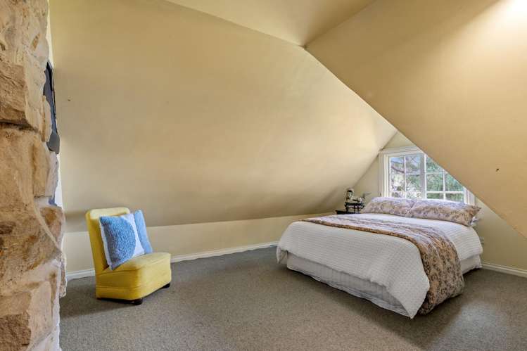 1 Main Road Governors Bay_19