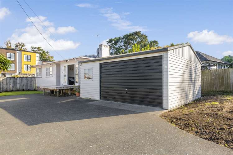 7 Beach Road Te Atatu Peninsula_22
