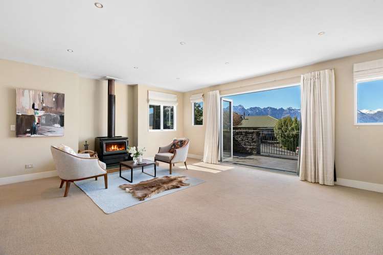 34b Greenstone Place Fernhill/Sunshine Bay_3