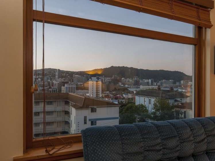 3/2 Hawker Street Mount Victoria_10