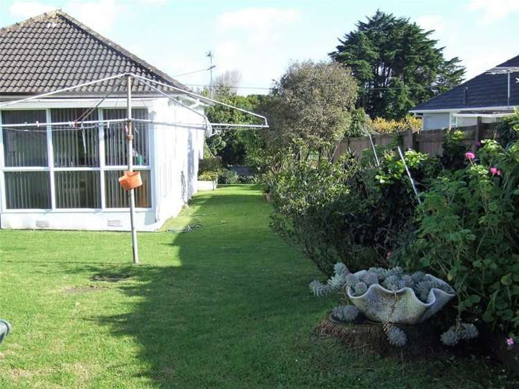 34 Holland Avenue Point England_7